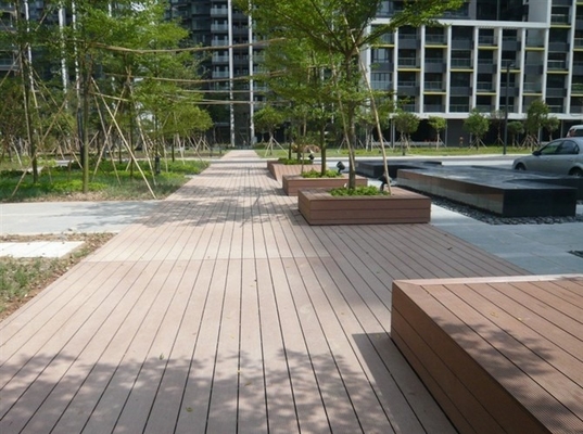 Modern Wood Plastic Composite WPC Composite Decking Water Resistance Antirust