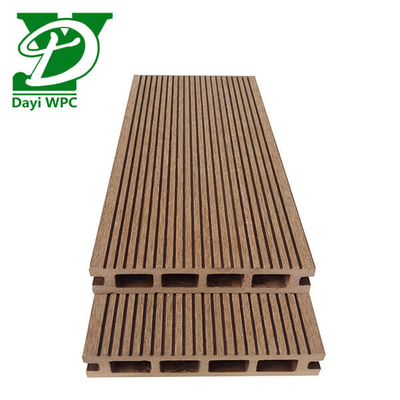 Weather Resistance WPC Composite Decking Outdoor For Pools And Gardens