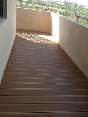 Weather Resistance WPC Composite Decking Outdoor For Pools And Gardens