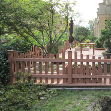 Outdoor WPC Composite Fencing Custom Design Color For Garden / Yard