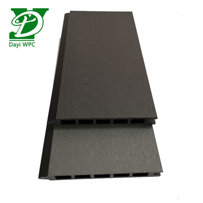 Modern Eco Friendly WPC Composite Fence WPC Garden Fence Extrusion Moulding
